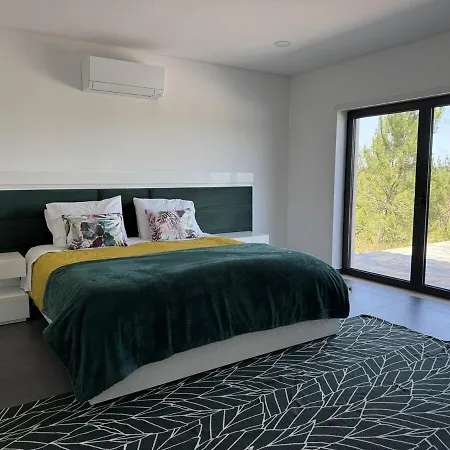 ヴィラ Casa Na Colina - Private Pool & Jacuzzi Santiago da Guarda